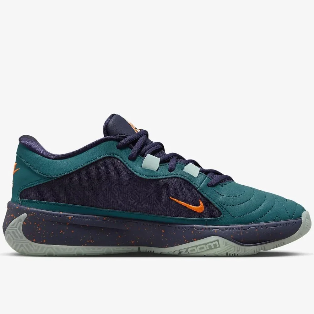 NWT Nike Zoom Freak 5 Basketball Shoes